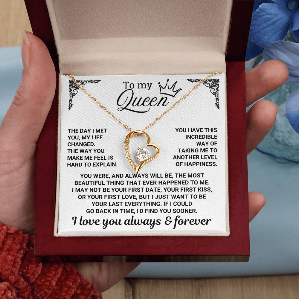 To My Queen - Forever Love Necklace Gift Set